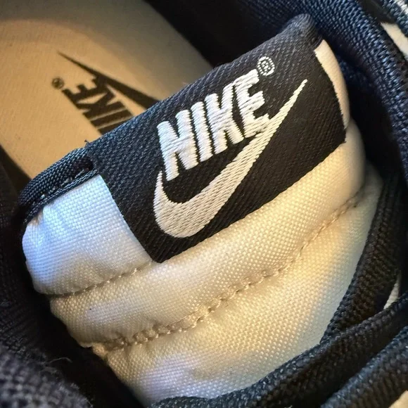 BRAND NEW IN BOX MEN’S 9.5 NIKE DUNK LOW RETROS-BLACK & WHITE - Picture 5 of 13